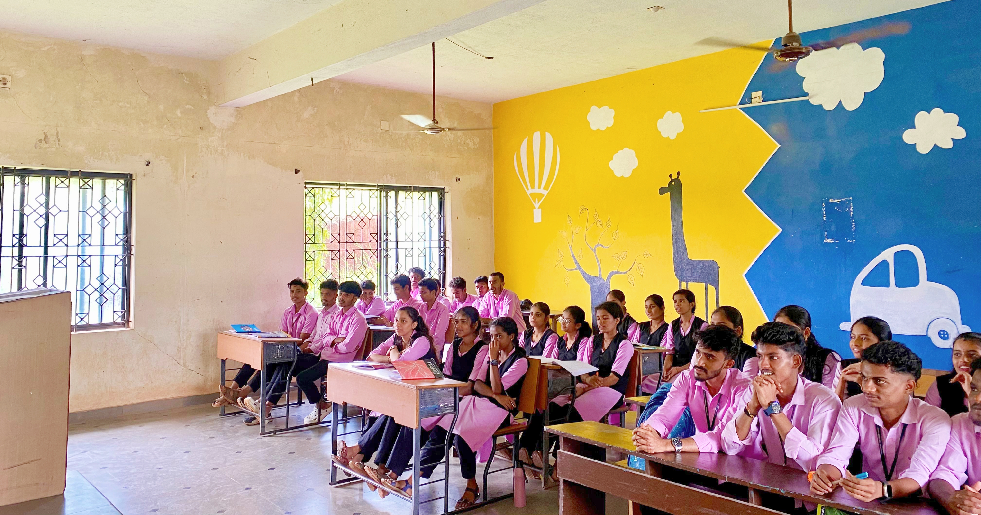 B.Com students in a seminar